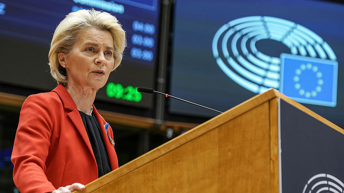 Европарламент проголосует по вотуму недоверия главе Еврокомиссии фон дер Ляйен