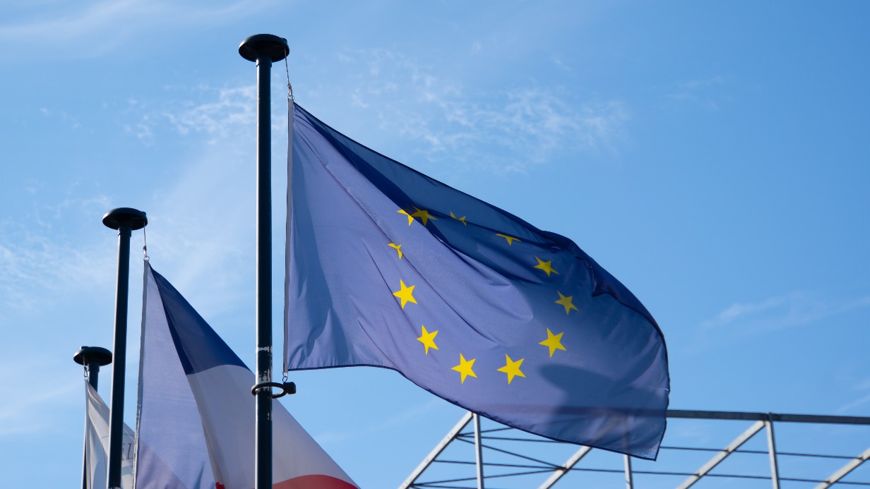 В Польше предложили ЕС заморозить выдачу виз гражданам России