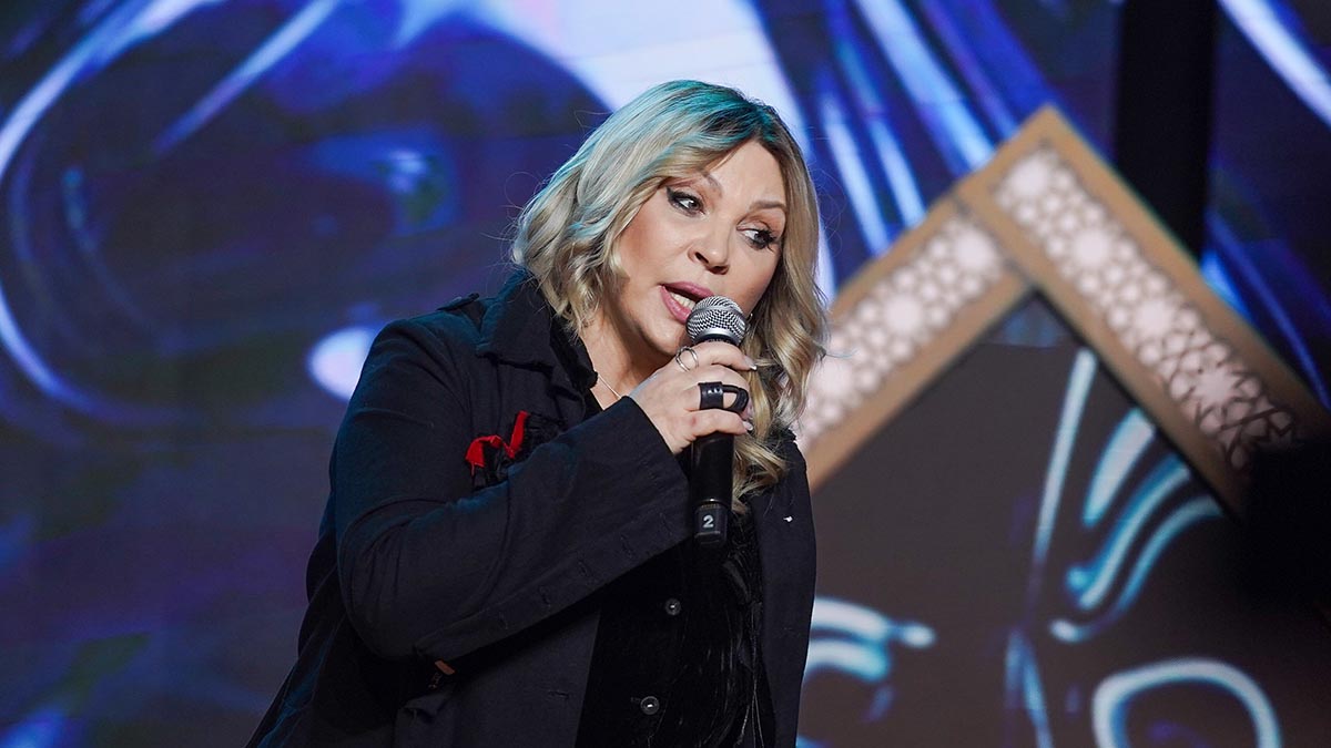 «Не спала всю ночь»: Ая из «Города-312» впервые вышла на сцену после инсульта