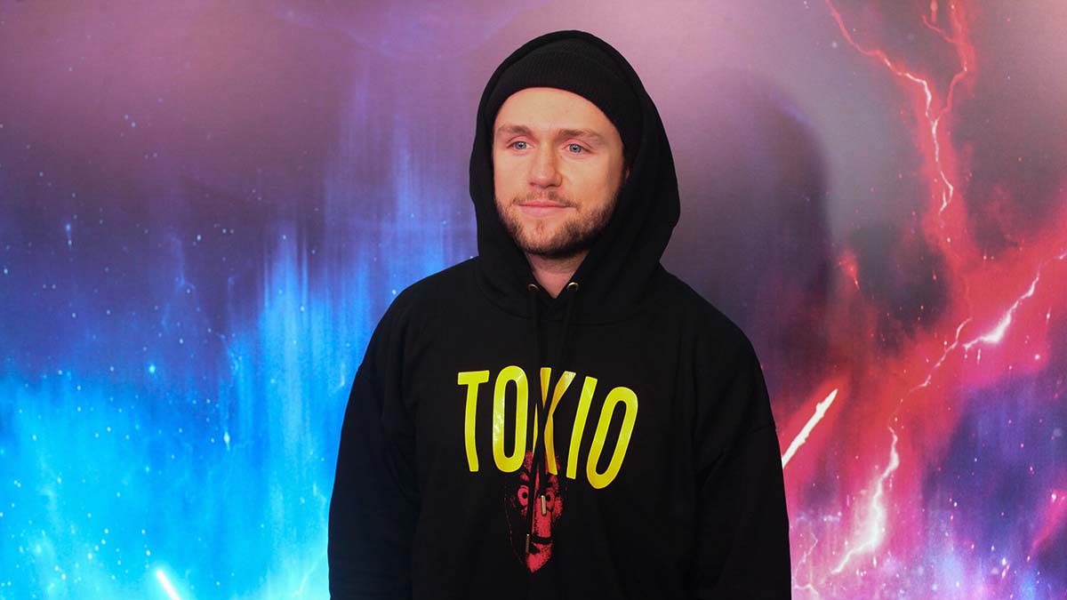 Влад Соколовский снимется в российской адаптации сериала «Постучись в мою дверь»