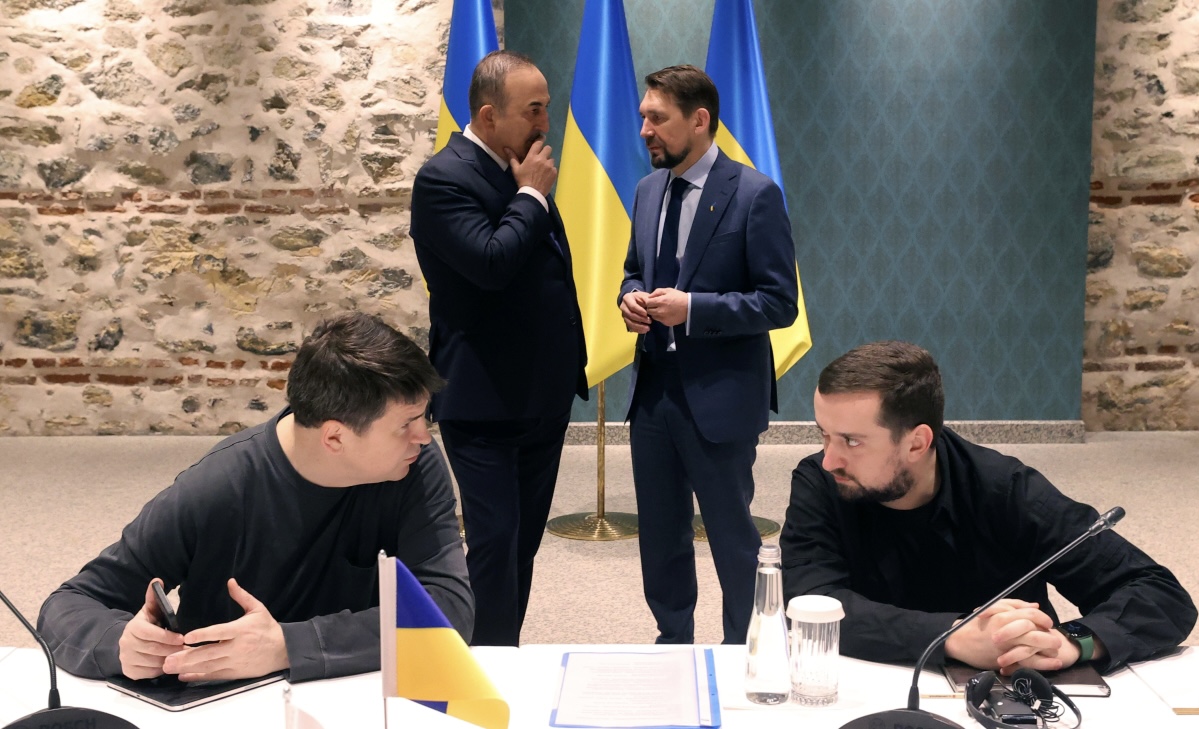 Украина в ходе переговоров предложила России заключить мирный договор