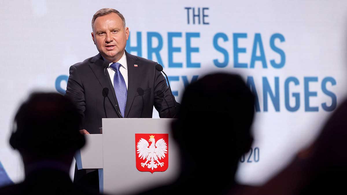 Дуда подписал закон о Дне памяти о жертвах Волынской резни 11 июля