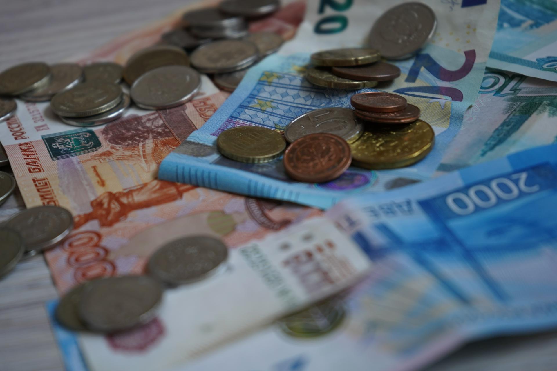 Юрист Грешнова перечислила долги, которые передаются по наследству