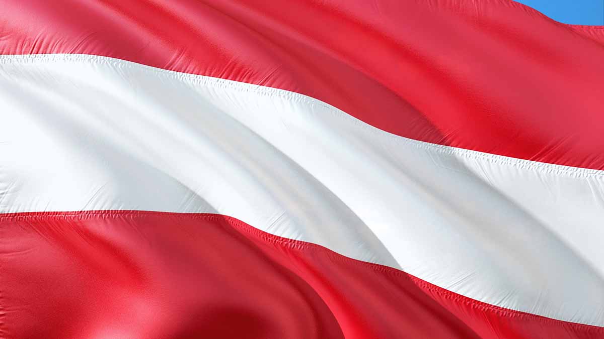 Австрия будет обсуждать вступление в НАТО и отказ от нейтралитета из-за России