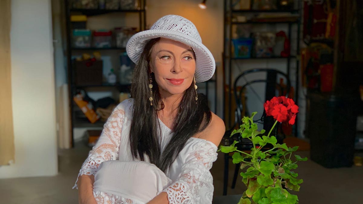 СМИ: Певица Хлебникова стала инвалидом из-за хрупкости костей