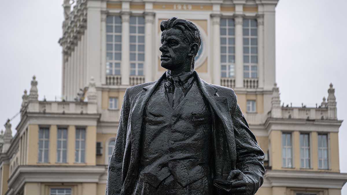 Мюзикл в честь 130-летия Маяковского пройдет 19 июля на сцене Государственного Кремлевского дворца