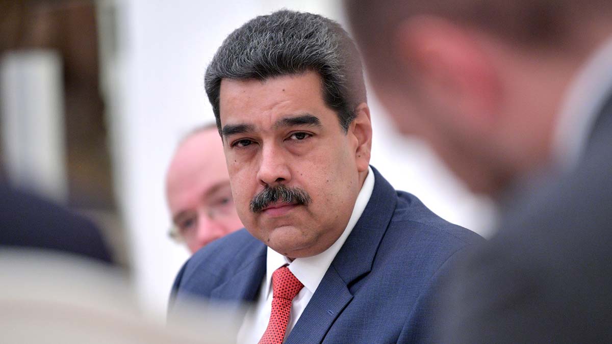 Глава Венесуэлы Мадуро назвал Зеленского клоуном за оскорбление Папы Римского