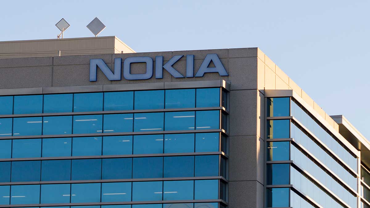 Финская компания Nokia покинула рынок смартфонов
