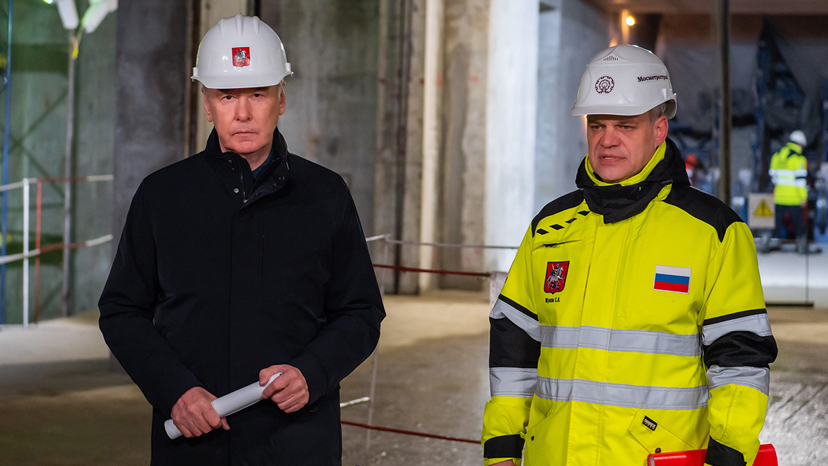 Собянин осмотрел строящуюся станцию метро «Яхромская» на севере Москвы