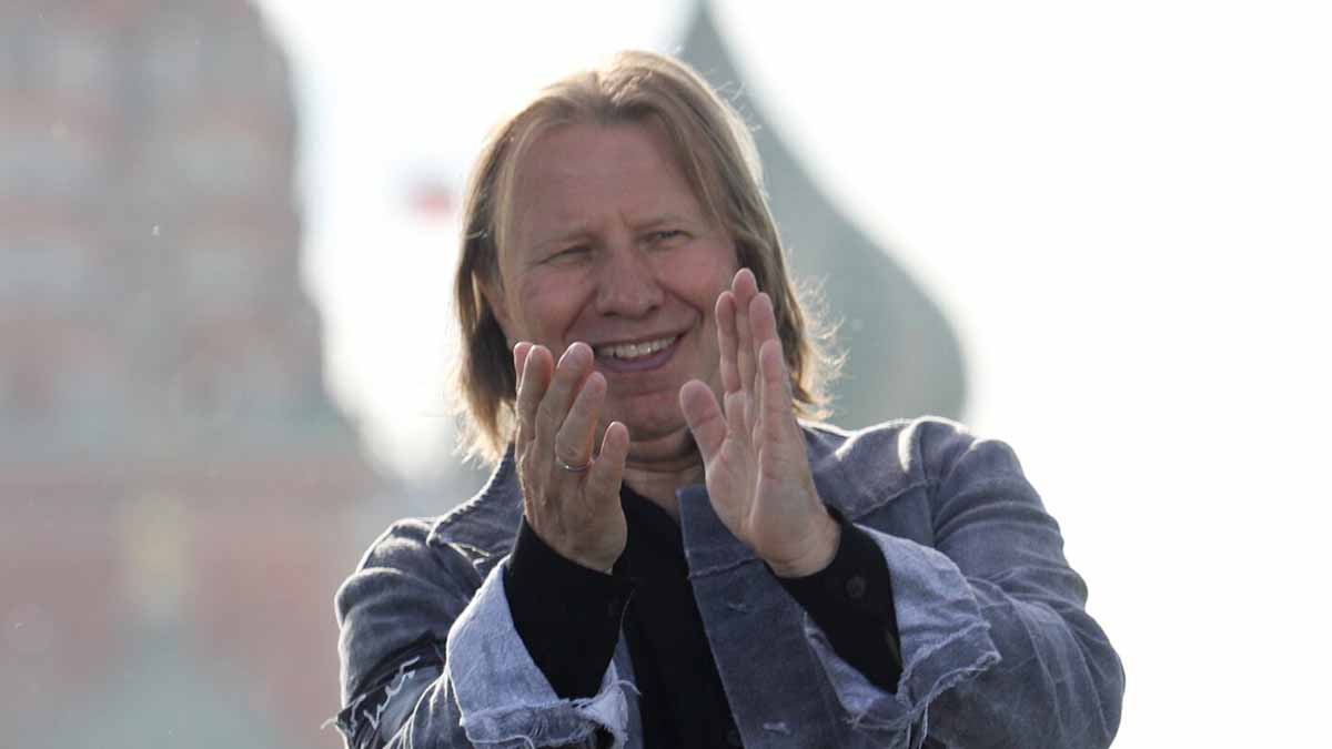 «Обязана вернуть часть денег»: Дробыш выиграл суд против Самбурской