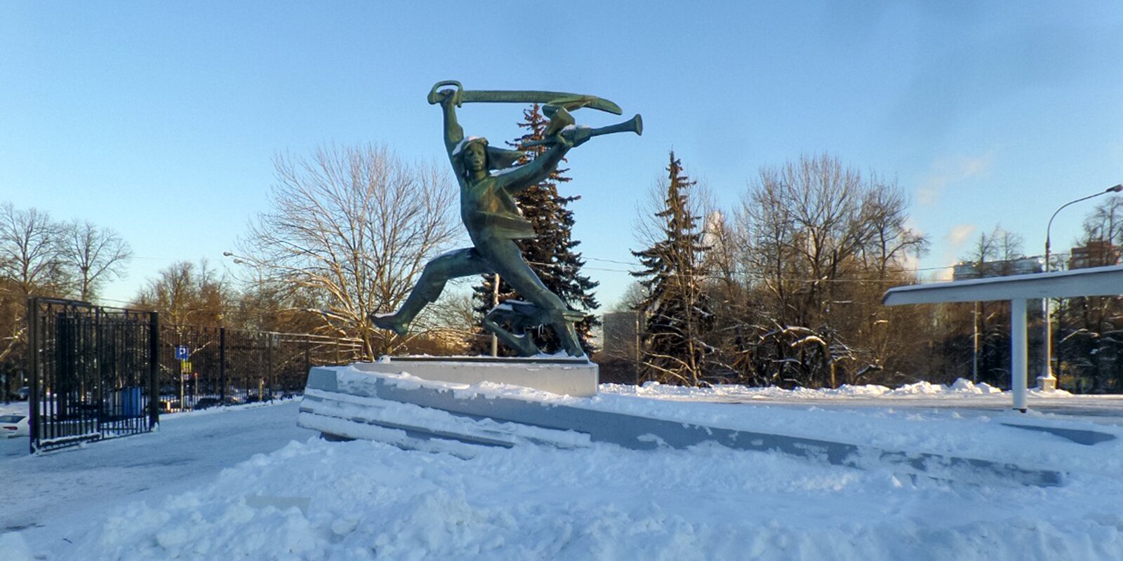 Реставрация памятника Мальчишу-Кибальчишу началась в Москве