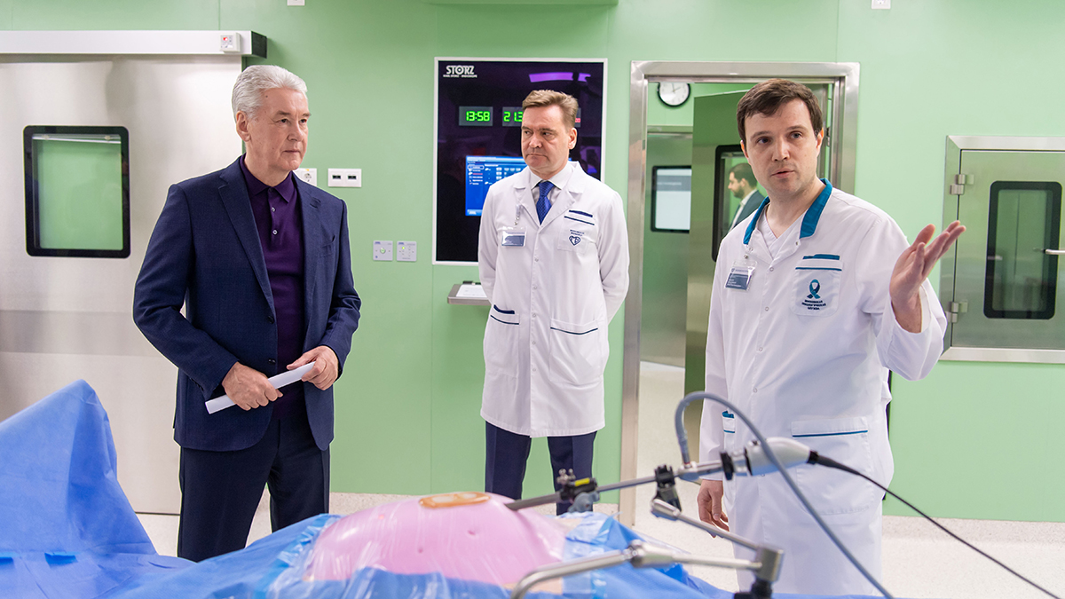 Собянин открыл реконструированный онкохирургический корпус ГКОБ № 1