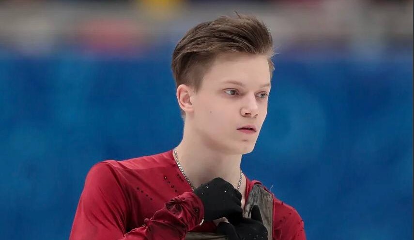 Опубликовано видео падения фигуриста Семененко на шоу в Санкт-Петербурге