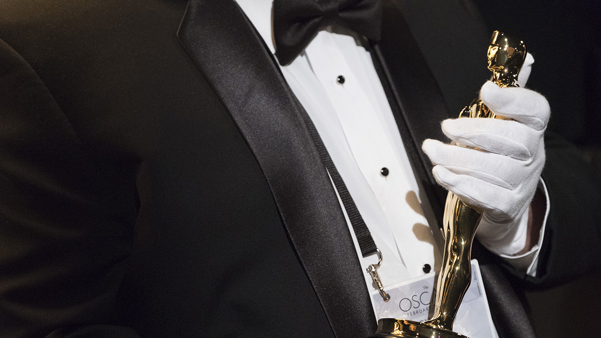 Шон Пенн передал свой «Оскар» Владимиру Зеленскому