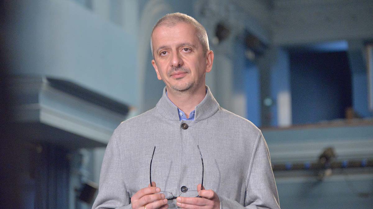 Богомолов назвал театральное образование деградирующим