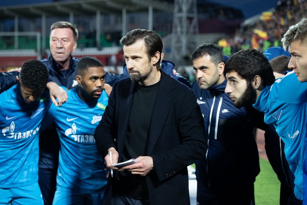 «Зенит» проиграл клубу из ФНЛ и вылетел из Кубка России по футболу