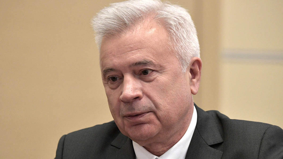 Экс-президент «Лукойла» Алекперов заработал свыше 177 миллиардов рублей за год