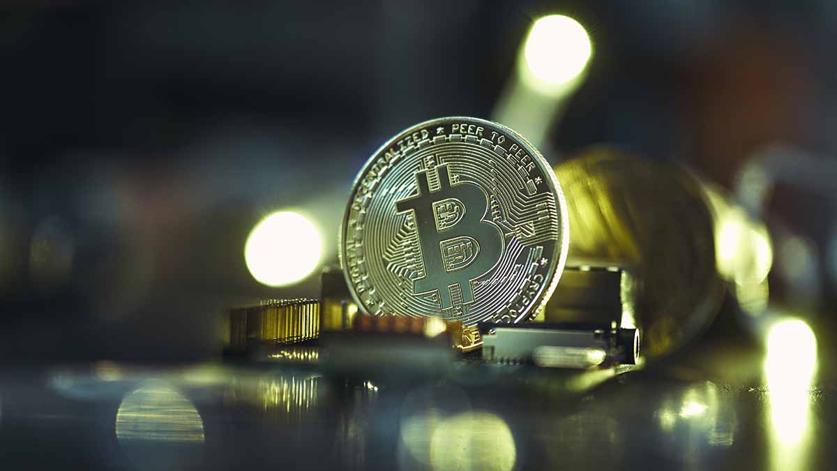 Путин подписал закон о легализации майнинга криптовалют