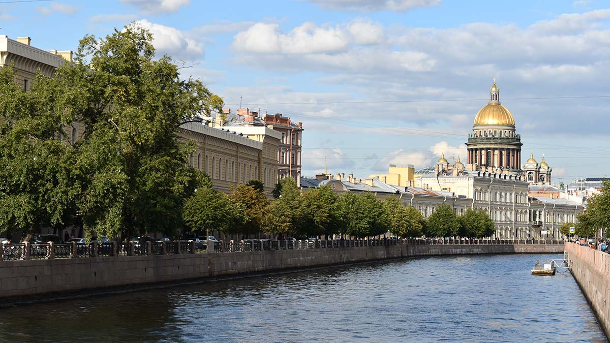 Названы лучшие места для пикника в Петербурге