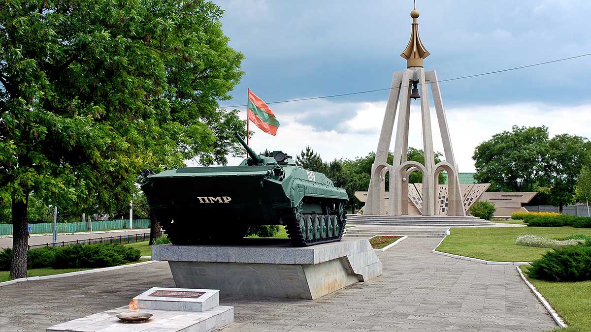 В Тирасполе установлена мемориальная доска в честь красноармейца Гитлера-Гитлева