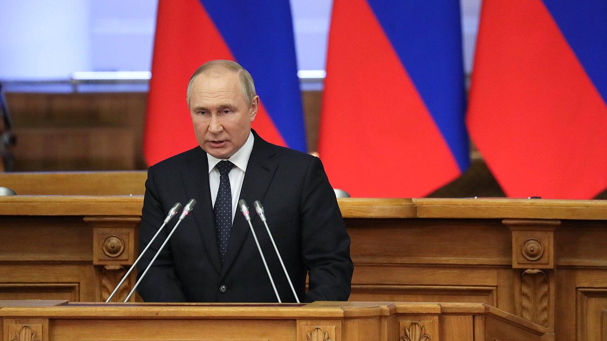 Путин анонсировал решения об индексации пенсий и пособий в России