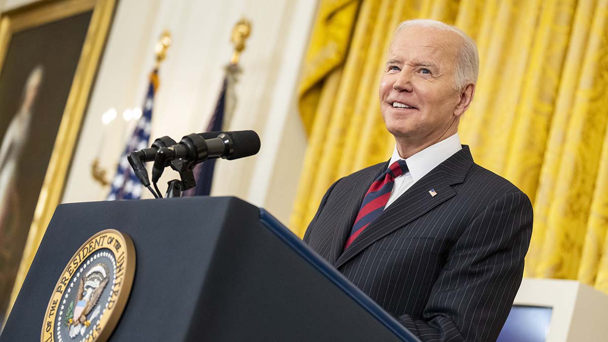 Байден сдал положительный тест на коронавирус