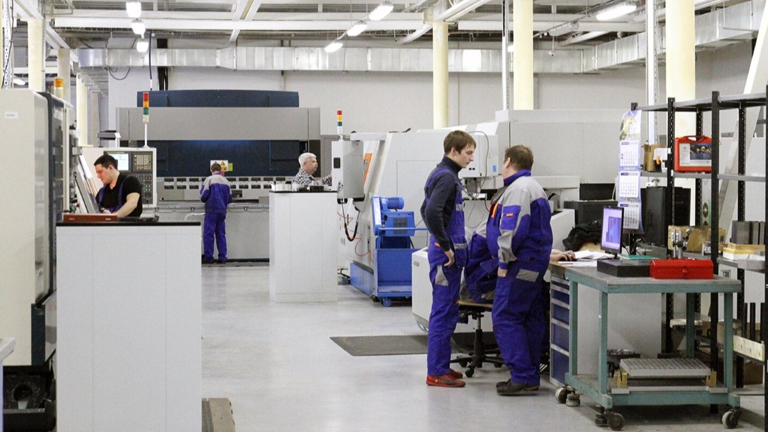 Серийное производство умных лазерных машин запустили в Зеленограде