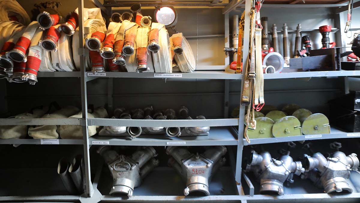 Охранник пострадал при пожаре в «Стройпарке» в подмосковной Балашихе