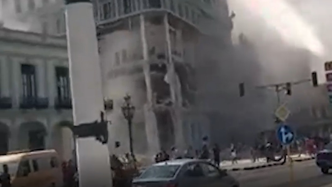 Мощный взрыв прогремел в отеле в центре Гаваны