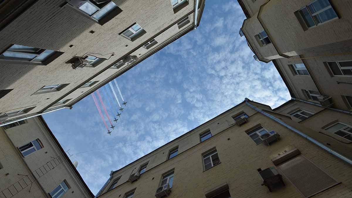 Синоптик Тишковец оценил вероятность проведения воздушной части парада в Москве