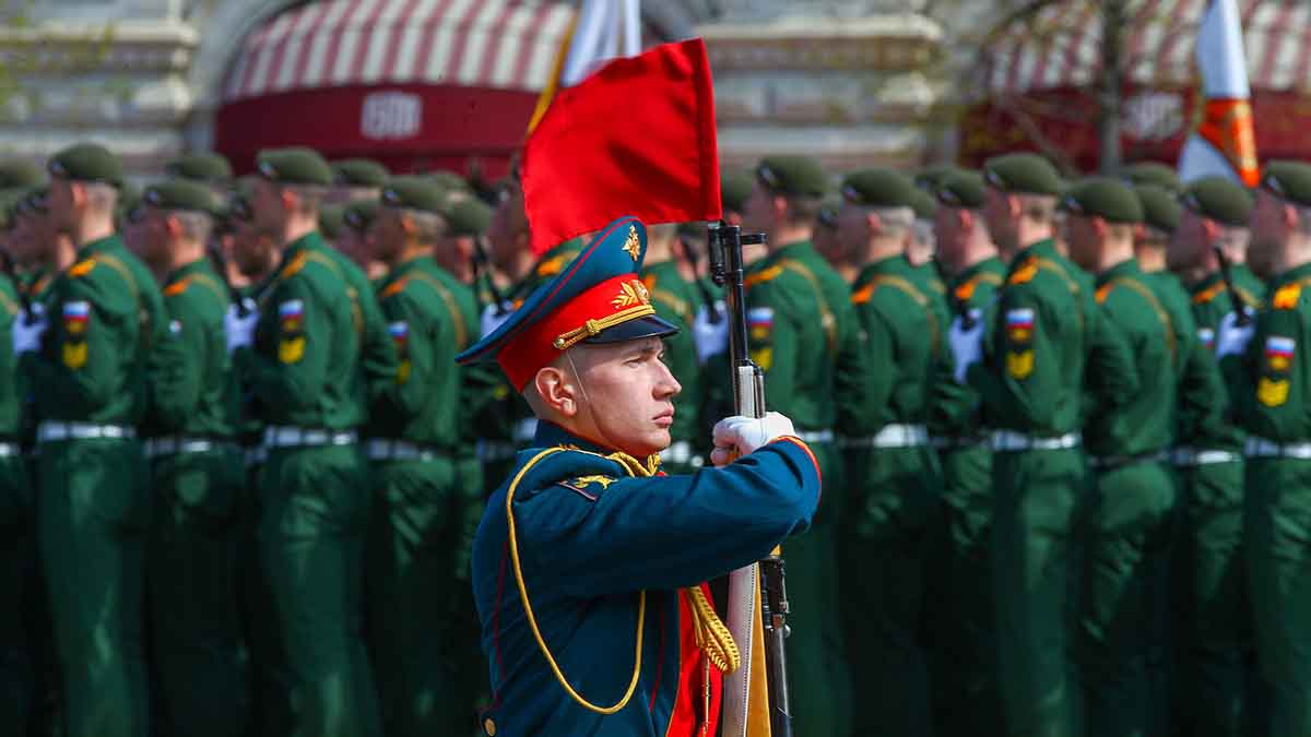 Генеральная репетиция парада Победы началась в Москве