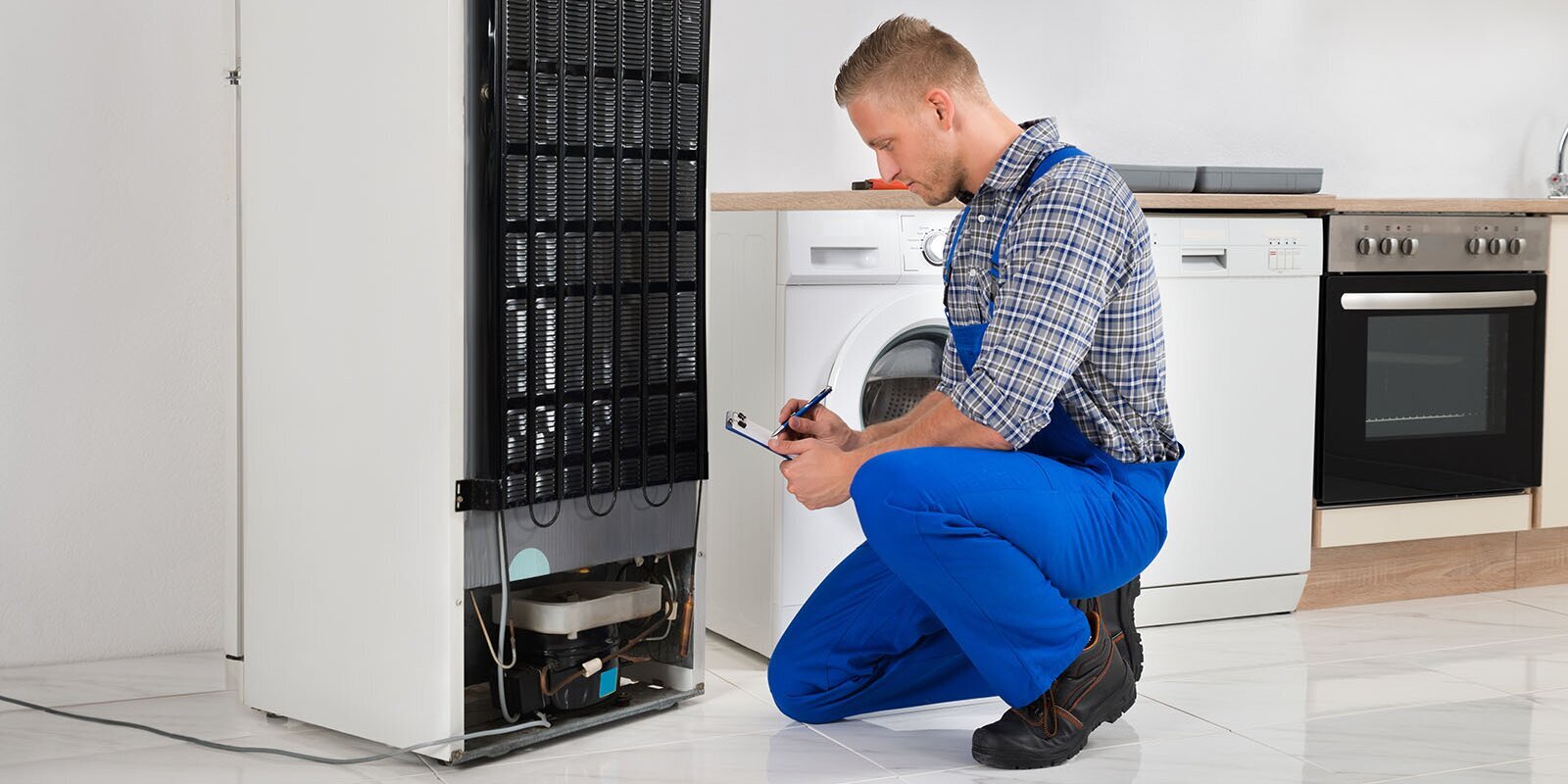 Москвичи оформили более 15 тысяч заявок на вывоз ненужных вещей за полгода