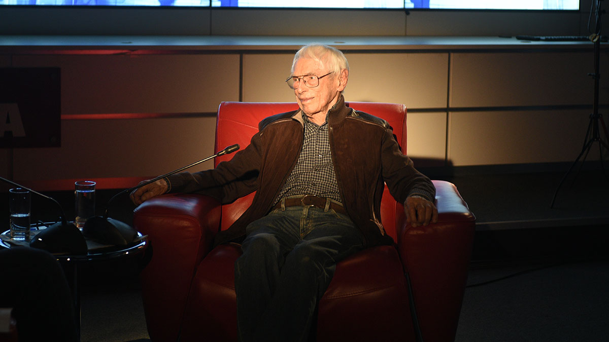 «Остров невезения»: композитор Зацепин рассказал, как Гайдай спас главный хит «Бриллиантовой руки» 