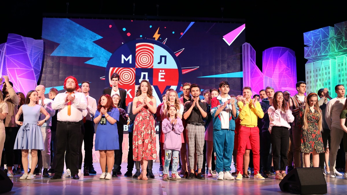 Свыше 140 университетов и колледжей столицы приняли участие в фестивале КВН