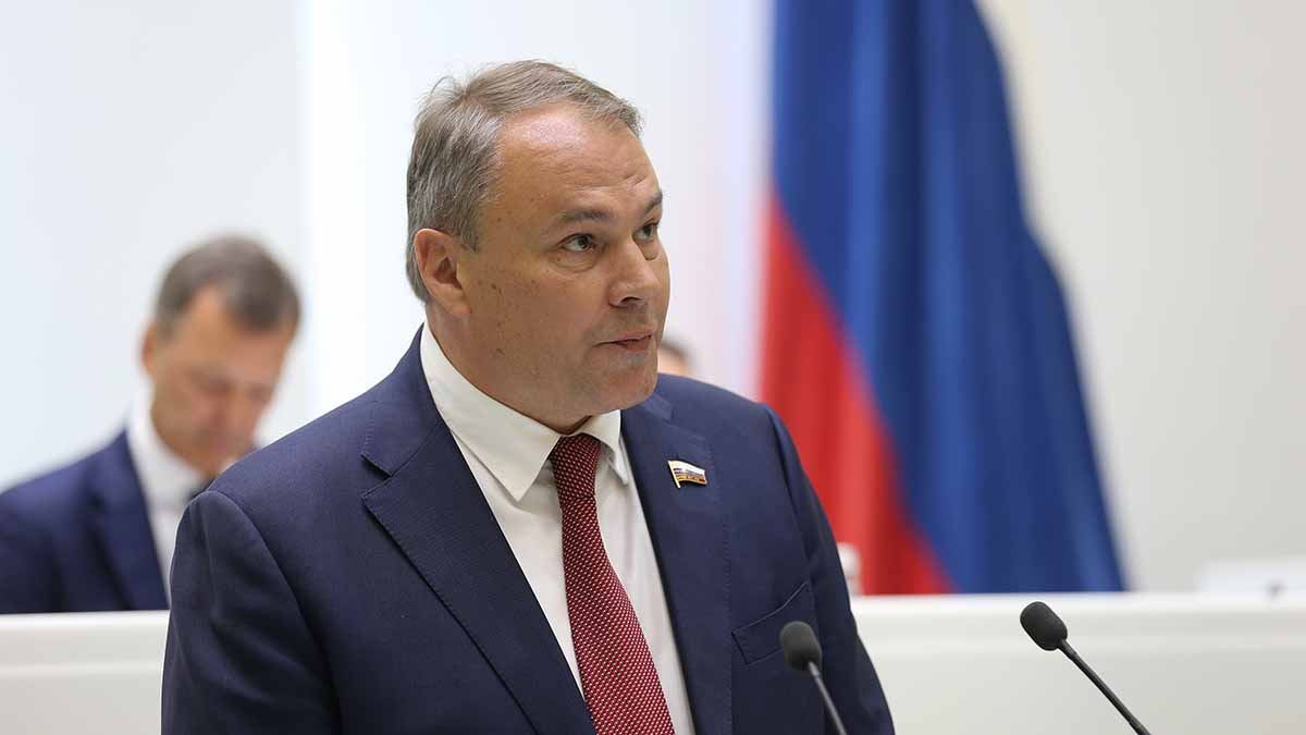 Петр Толстой: Мы должны помочь приграничным регионам