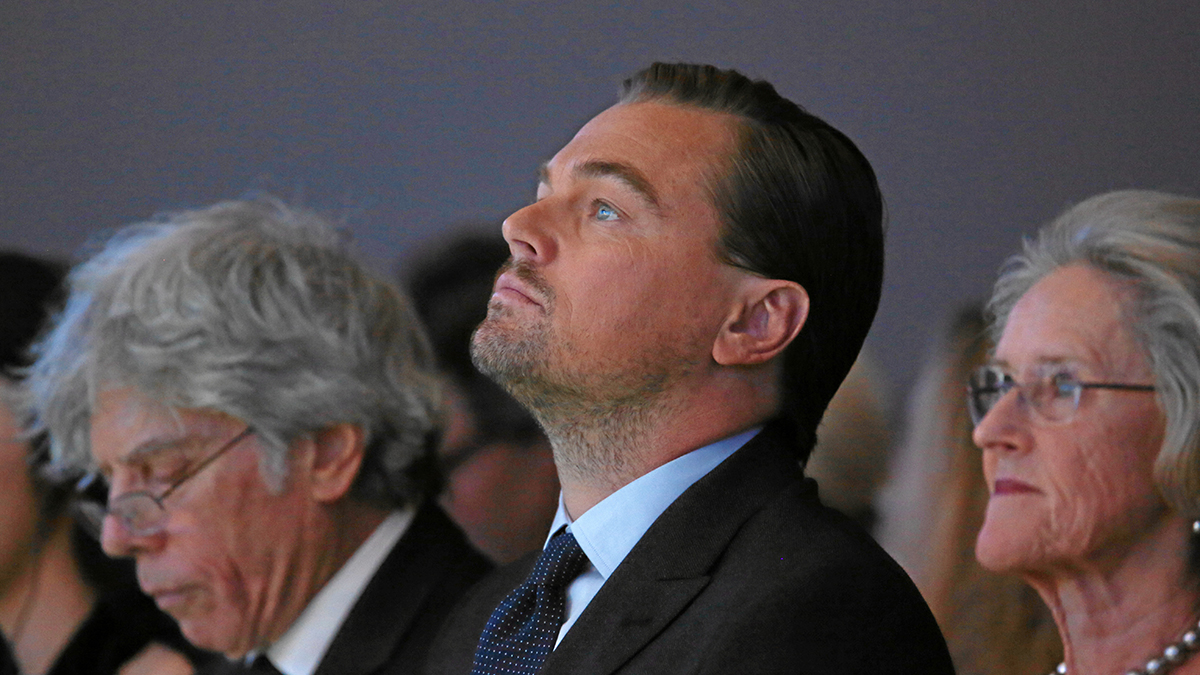 «Заканчивается срок годности»: психолог объяснил манию Ди Каприо к смене женщин