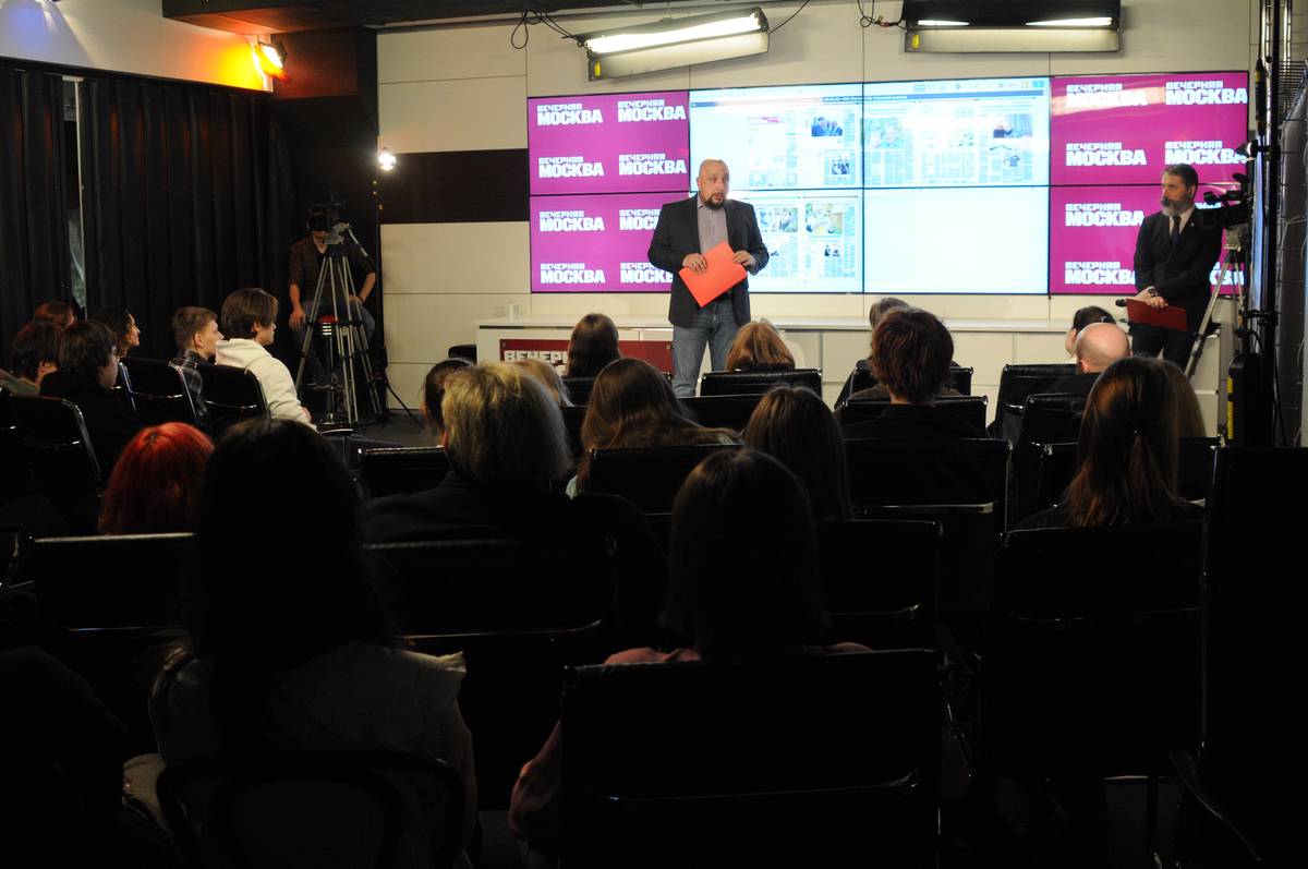 Выполненное практическое задание 10 медиа-класса ГАОУ «Школы №1518» по материалам лекции «Структура и информационное наполнение номера ежедневной газеты»