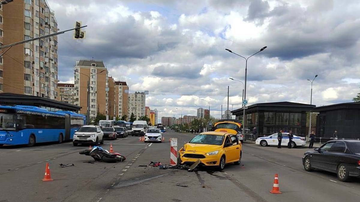 5 мая 23 года. Авария с мотоциклистом на Щелковском шоссе. Мото ДТП на Щелковском шоссе 23 мая.