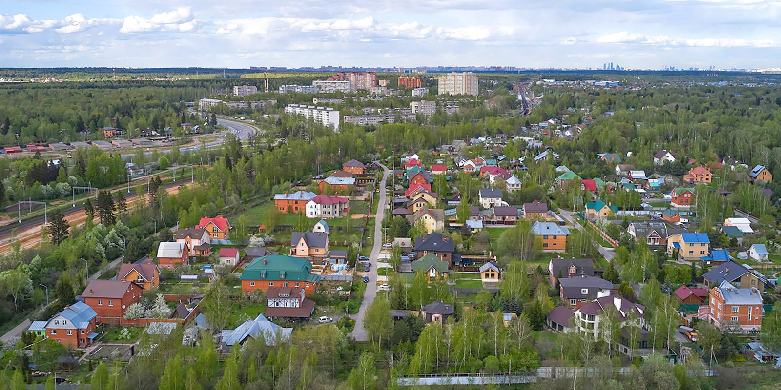 Москва выставила на торги три участка под строительство частных домов