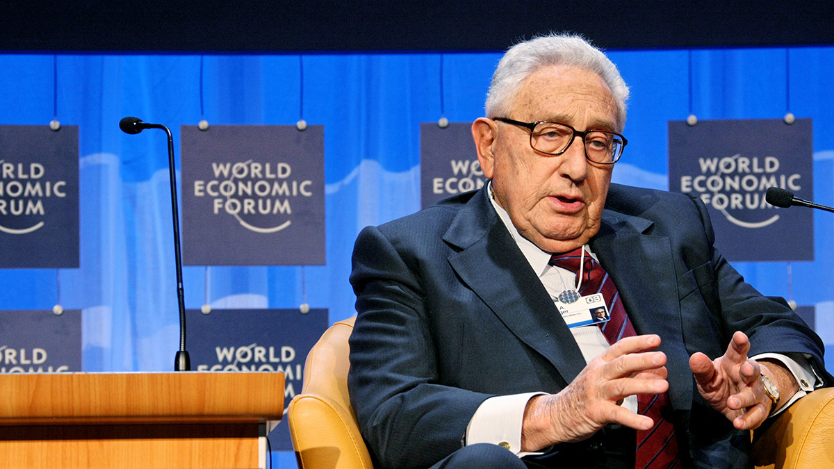 Киссинджер призвал принять Украину в НАТО ради безопасности Европы