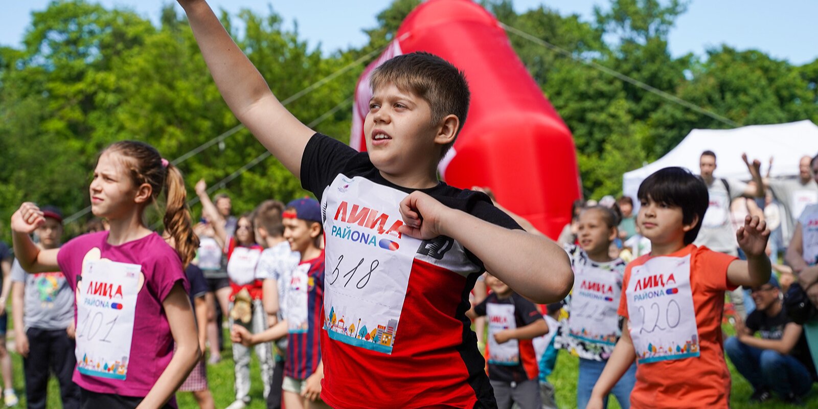Свыше 100 семейных фестивалей пройдет этим летом в трех столичных округах