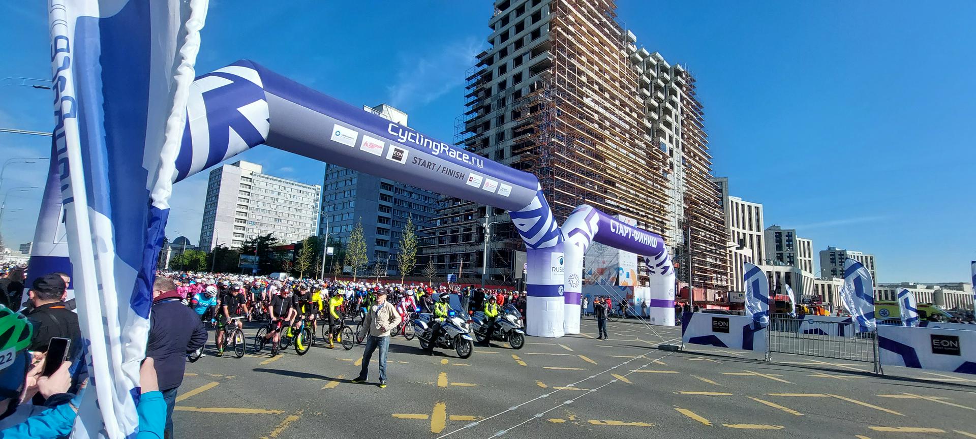 Около 1,3 тысячи велосипедистов-любителей приняли участие в велогонке «Садовое кольцо»