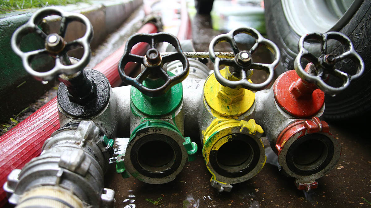 МЧС России: Пожар в общежитии на Алма-Атинской улице в Москве ликвидирован