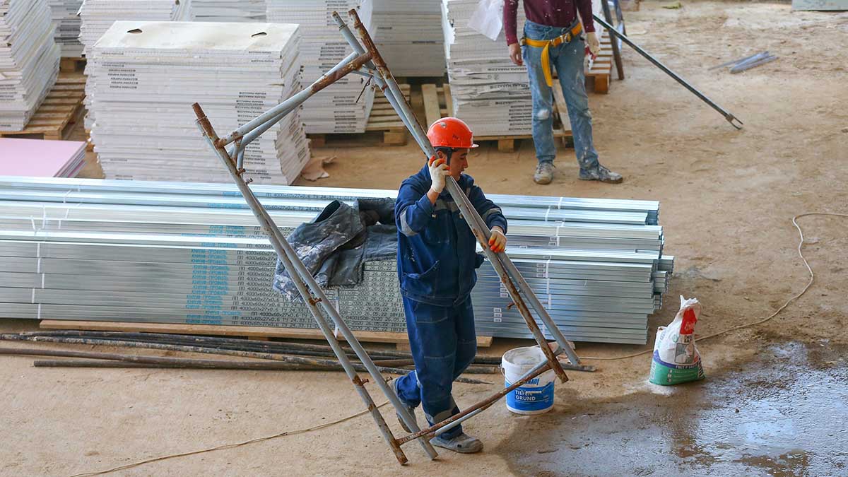 Незаконную реконструкцию административного здания пресекли на востоке Москвы