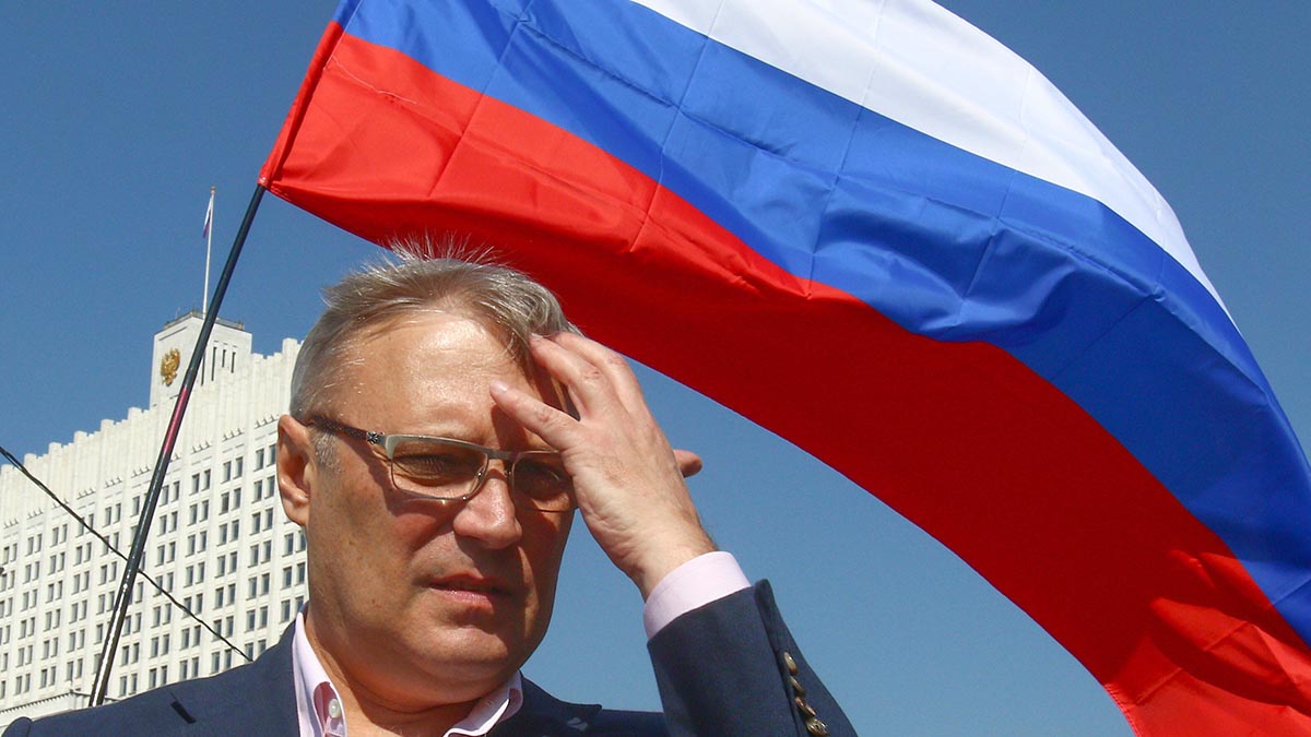 Бывший премьер-министр России Михаил Касьянов уехал из РФ