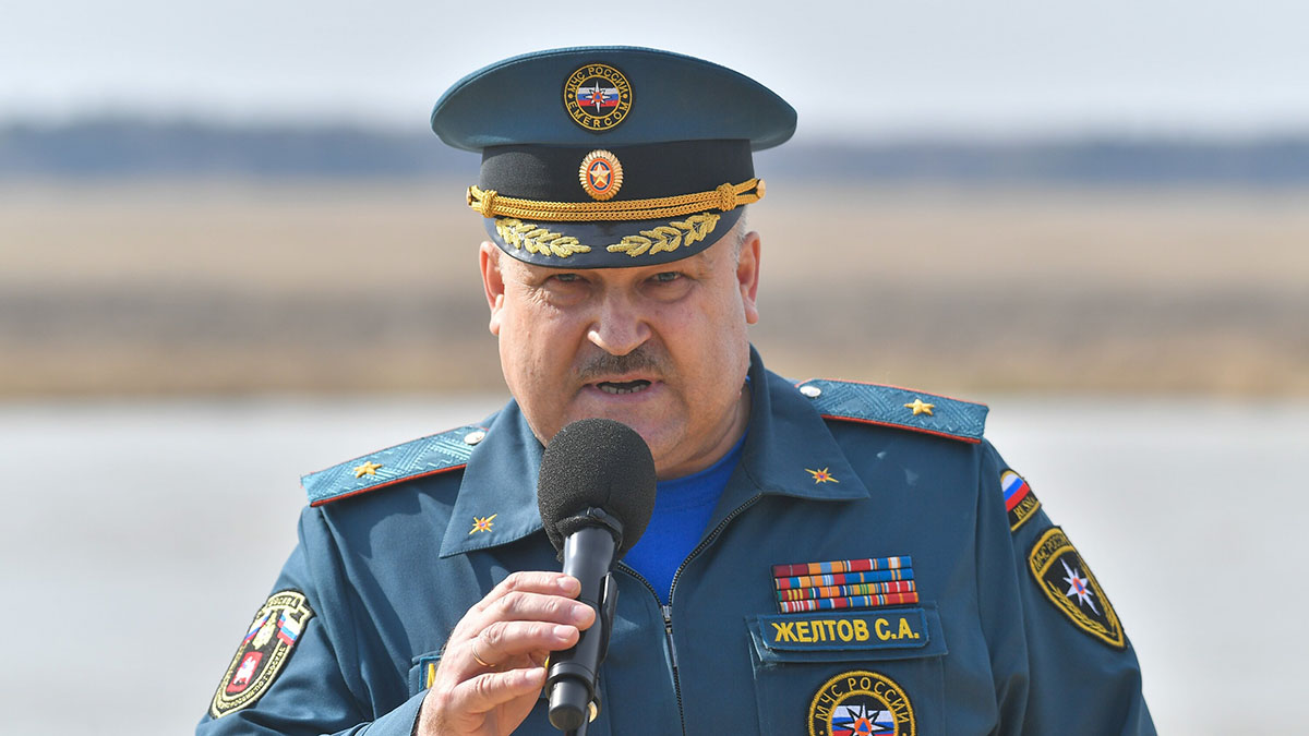 Начальник столичного главка МЧС Сергей Желтов пострадал во время пожара в БЦ «Гранд Сетунь Плаза»