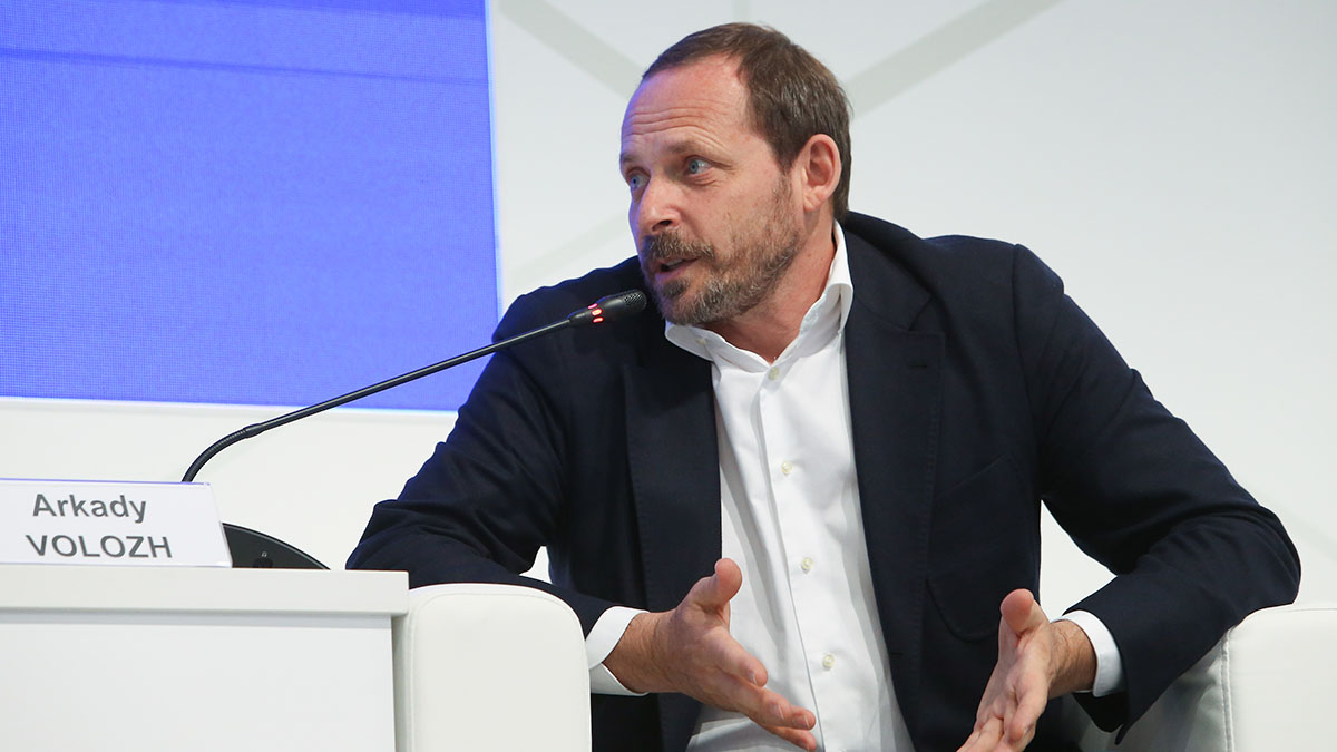 Reuters: ЕС согласовал исключение экс-главы «Яндекса» Воложа из списка санкций