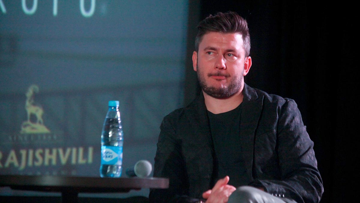 МВД объявило в федеральный розыск писателя Дмитрия Глуховского