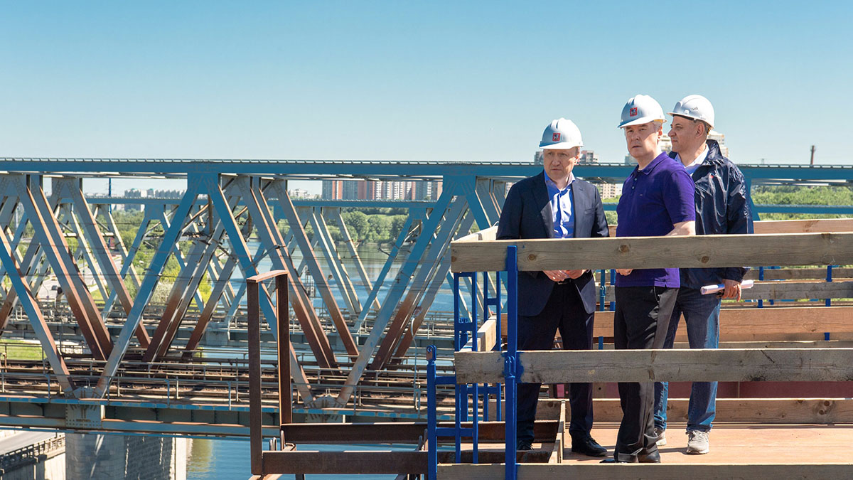 Собянин осмотрел строящийся участок Московского скоростного диаметра в ЮВАО
