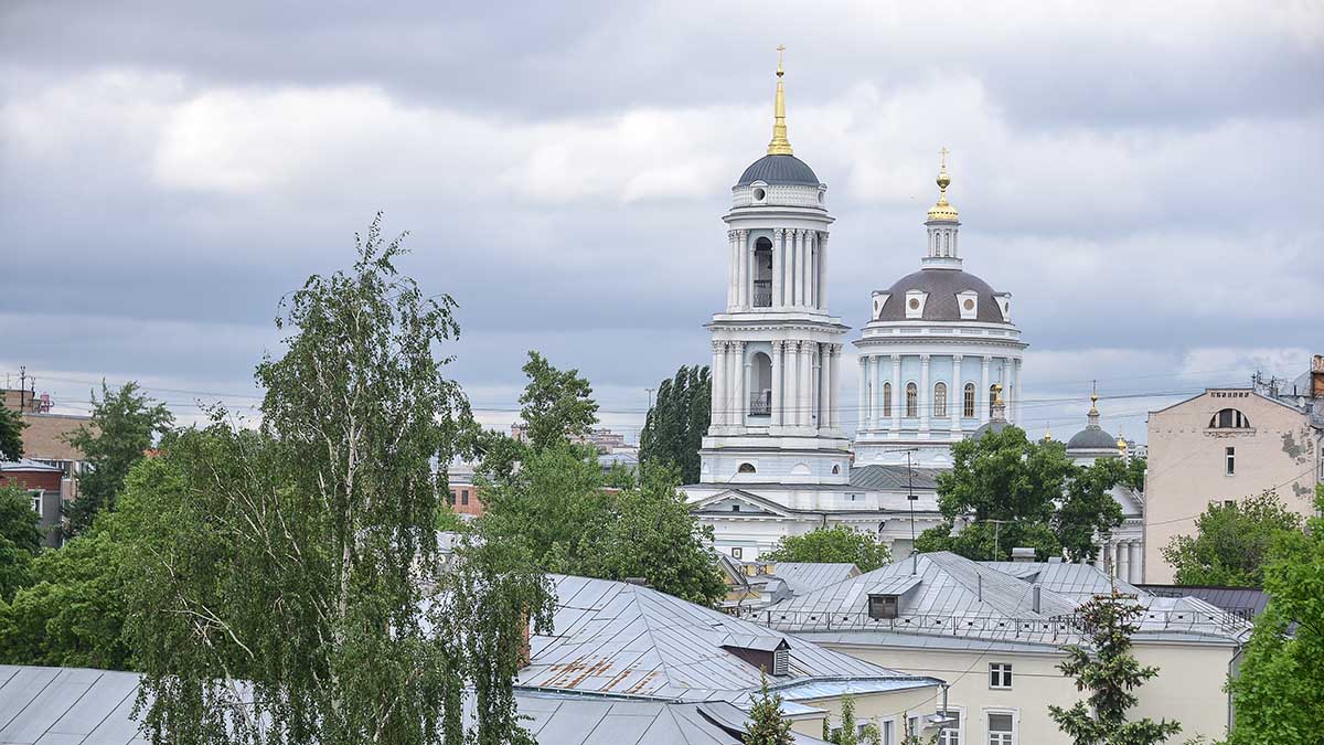 Москва возглавила рейтинг туристических направлений среди регионов России в июне
